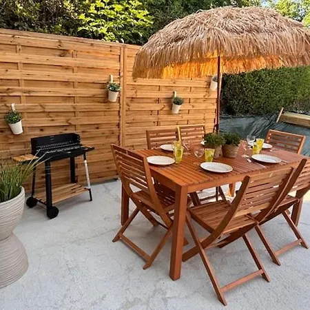 Le D'emmy - Rose Holiday home Commes