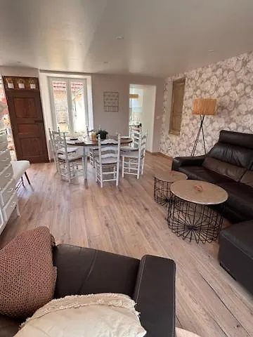 Le D'emmy - Rose 別荘 Commes