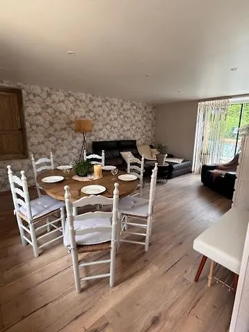 Le D'emmy - Rose Commes